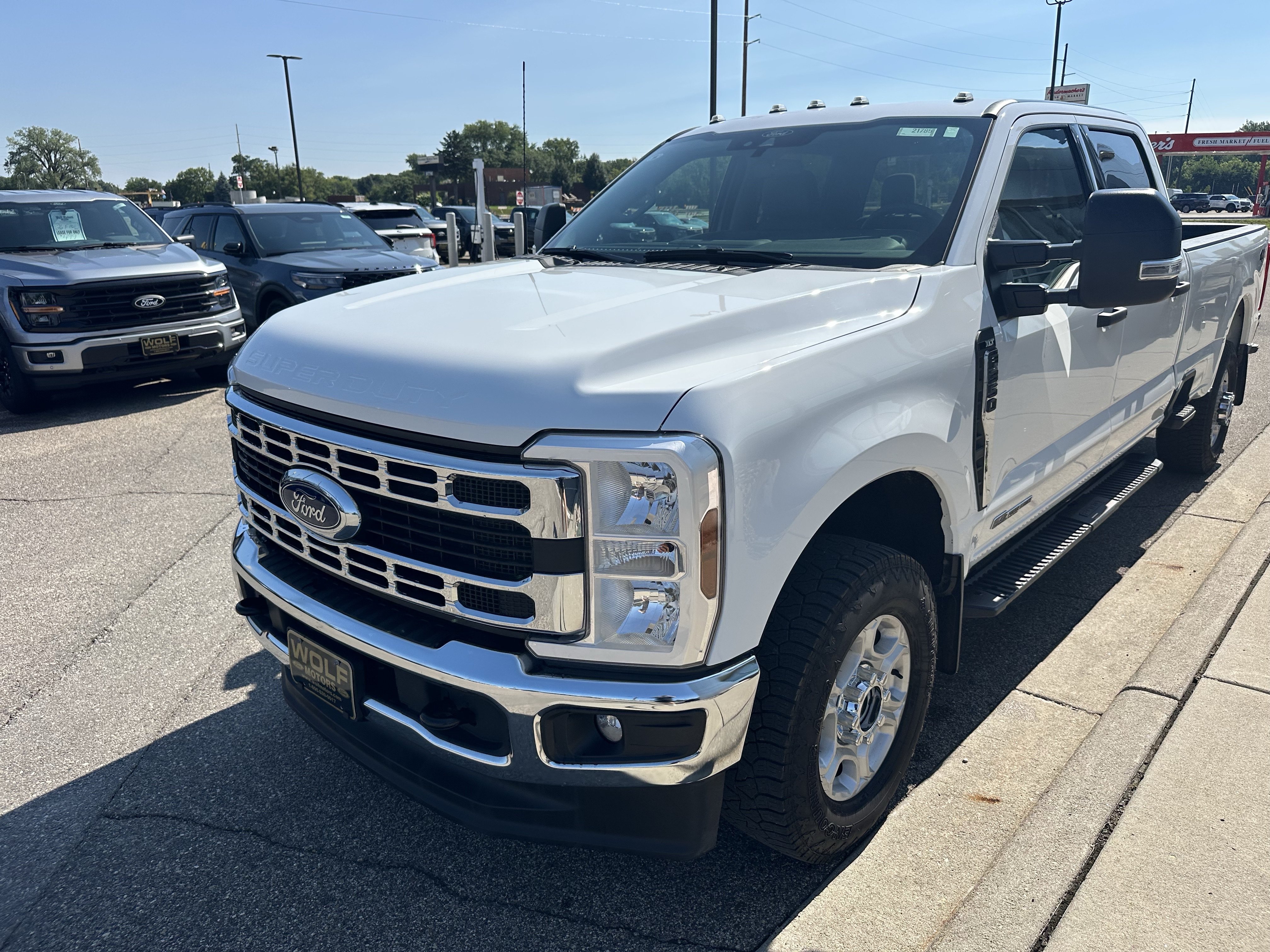 Certified 2025 Ford F350 XLT AWD/4WD image 3