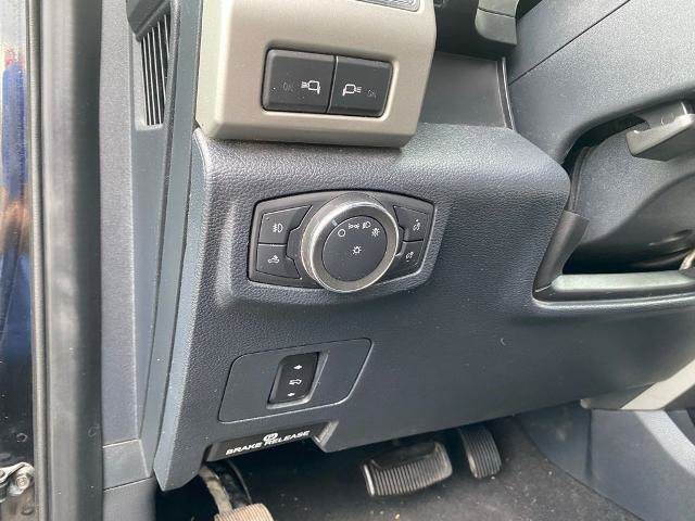 Certified 2022 Ford F250 Lariat w/ Lariat Value Package AWD/4WD image 17