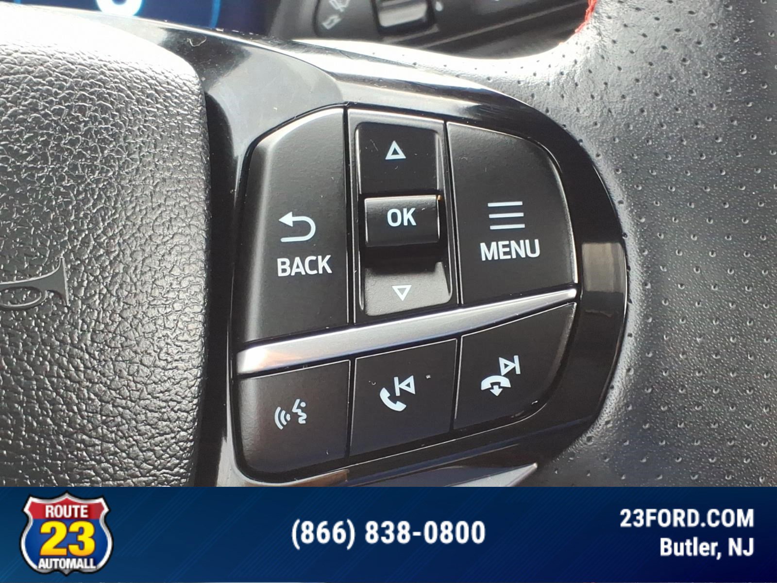 Certified 2025 Ford Explorer ST-Line w/ Premium Package AWD/4WD image 15