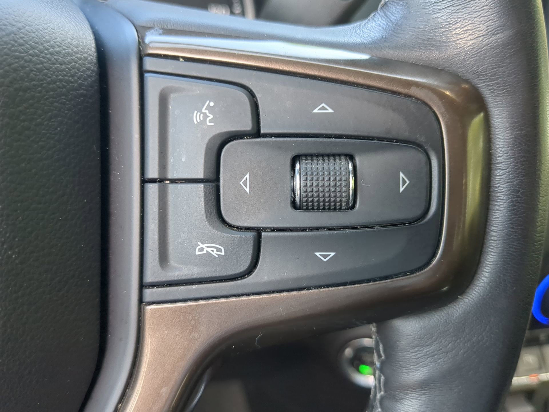 Used 2019 Chevrolet Silverado 1500 High Country w/ Technology Package image 68