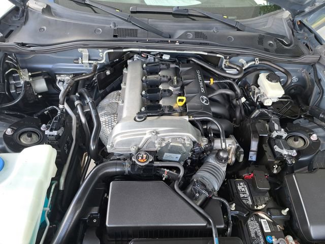 Used 2021 MAZDA MX-5 Miata RF Grand Touring RWD image 25