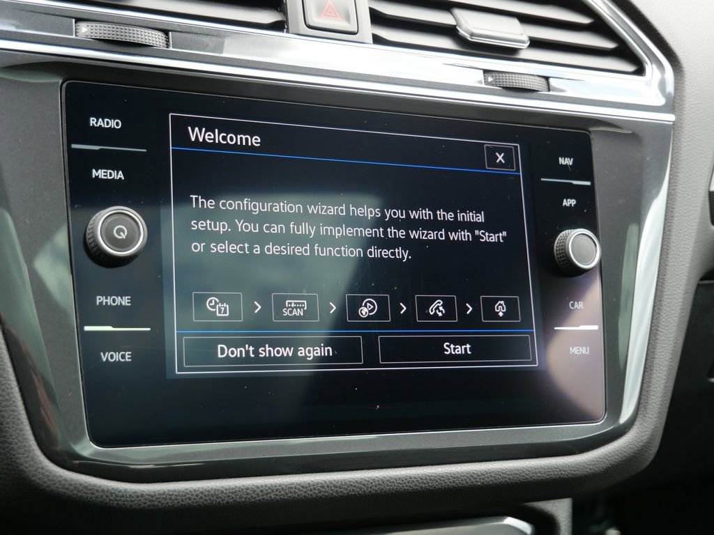 Used 2021 Volkswagen Tiguan SEL Premium R-Line AWD/4WD image 17