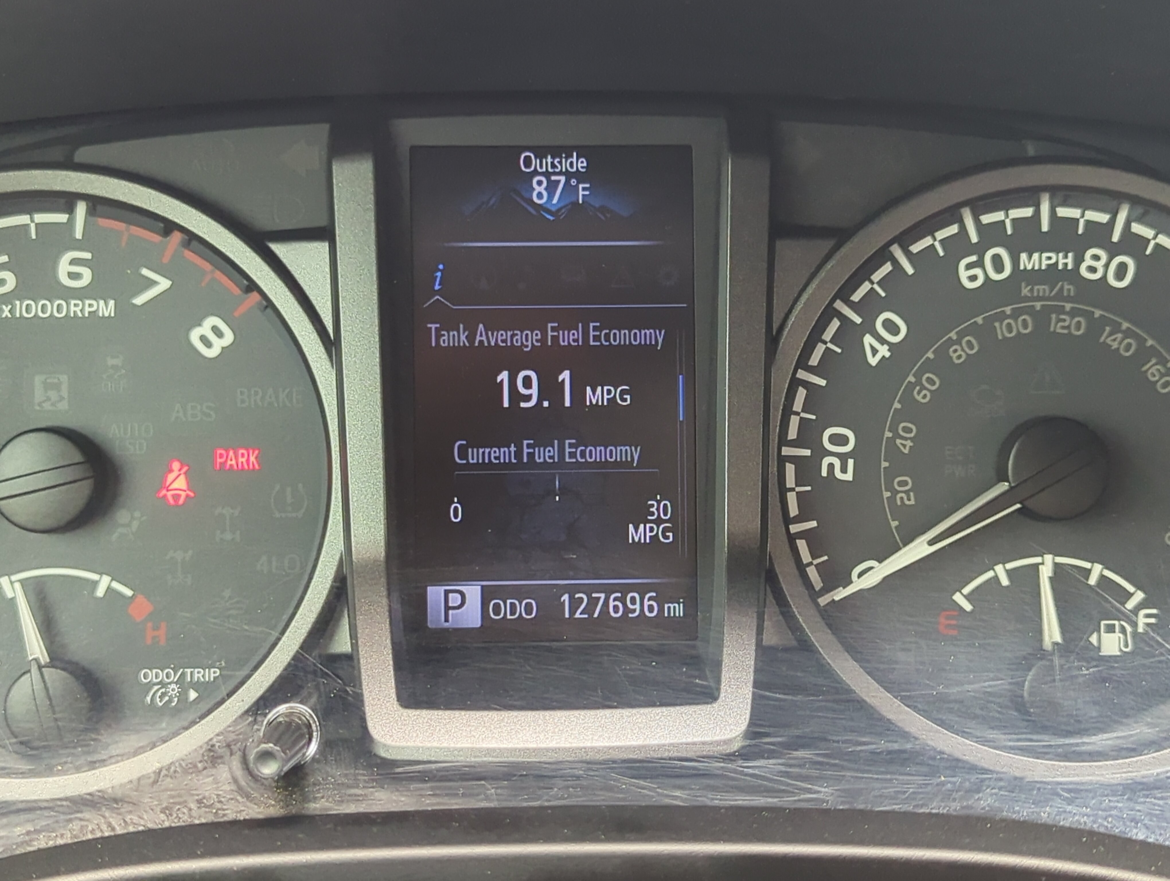 Used 2018 Toyota Tacoma TRD Off-Road AWD/4WD image 24