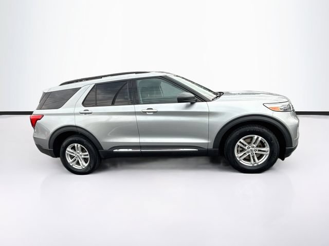 Certified 2023 Ford Explorer XLT AWD/4WD image 12
