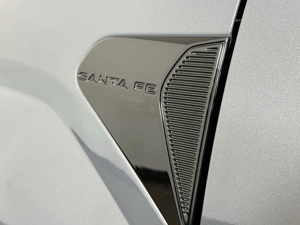 Used 2025 Hyundai Santa Fe SEL FWD image 7