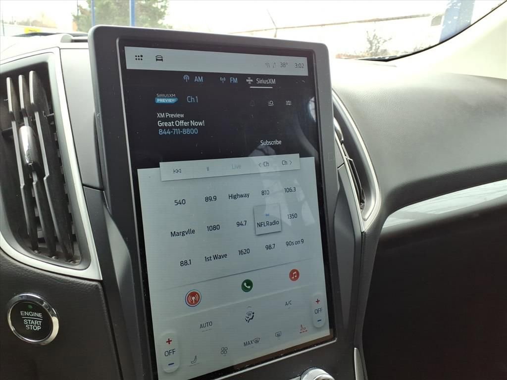 Certified 2024 Ford Edge SEL image 18