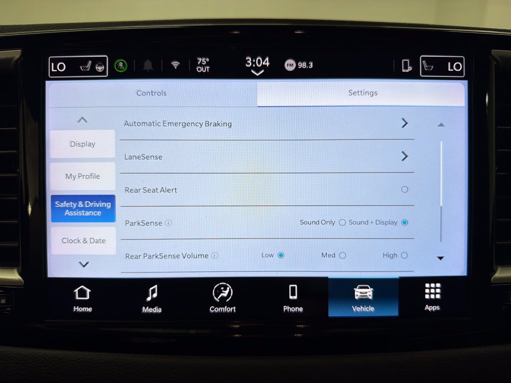 Used 2025 Chrysler Pacifica Select FWD image 27