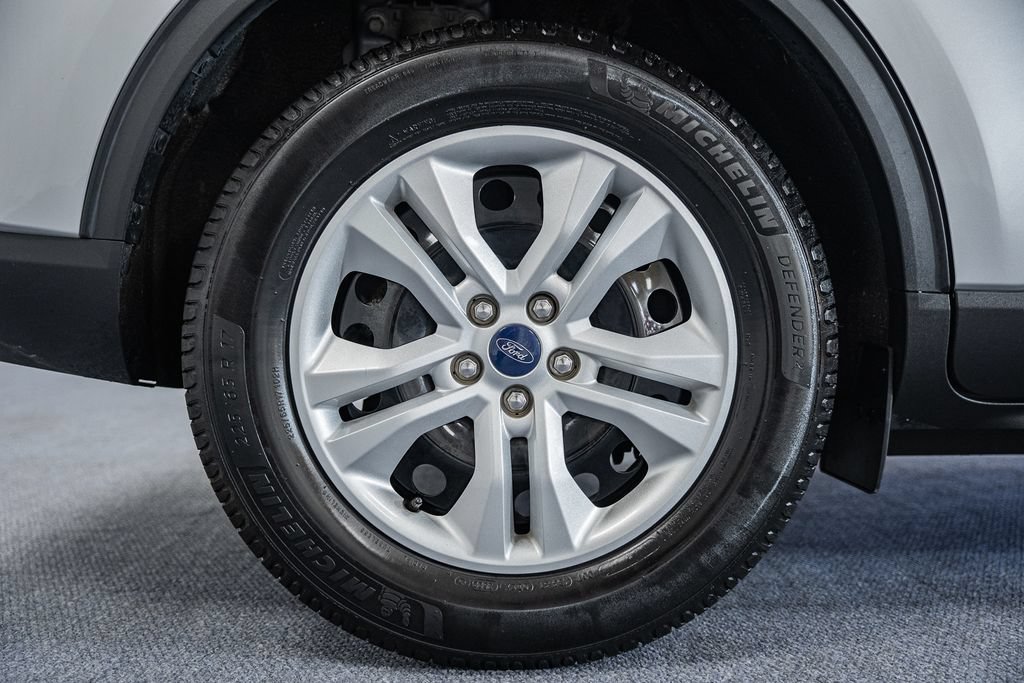 Certified 2020 Ford Escape S FWD image 16