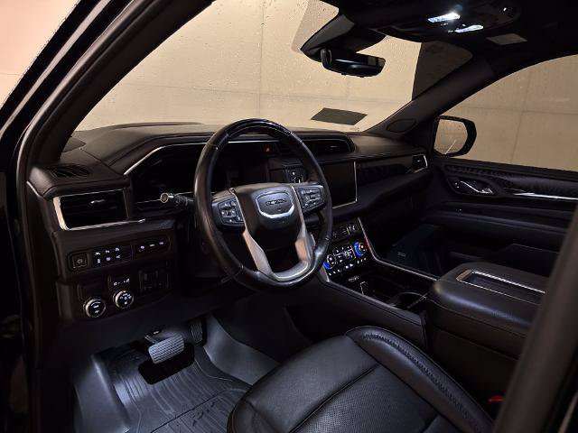 Used 2024 GMC Yukon Denali w/ Advanced Technology Package RWD image 6