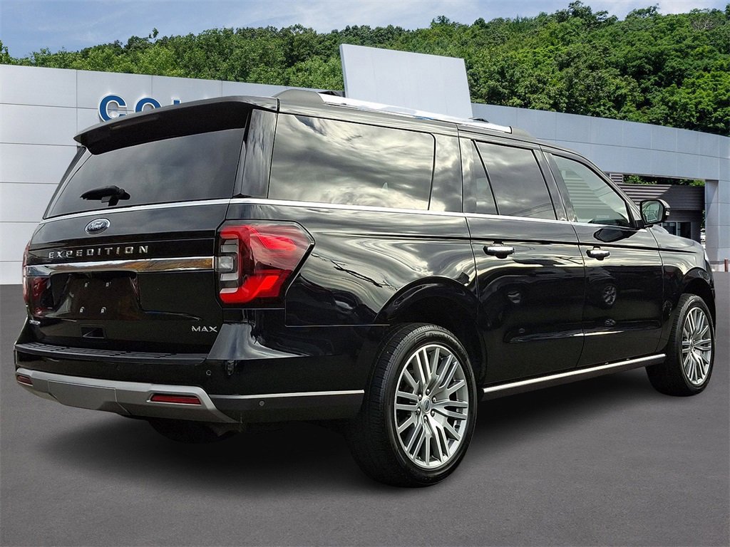 Certified 2022 Ford Expedition Max Limited image 4
