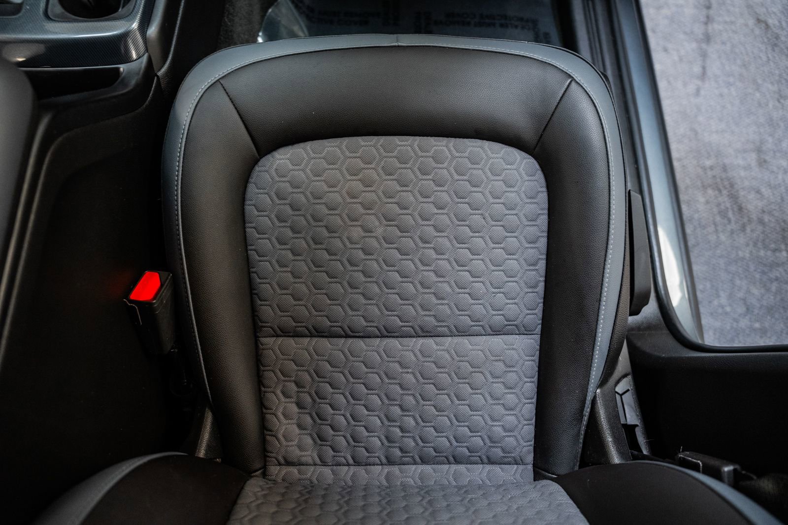 Used 2018 Chevrolet Colorado Z71 image 32