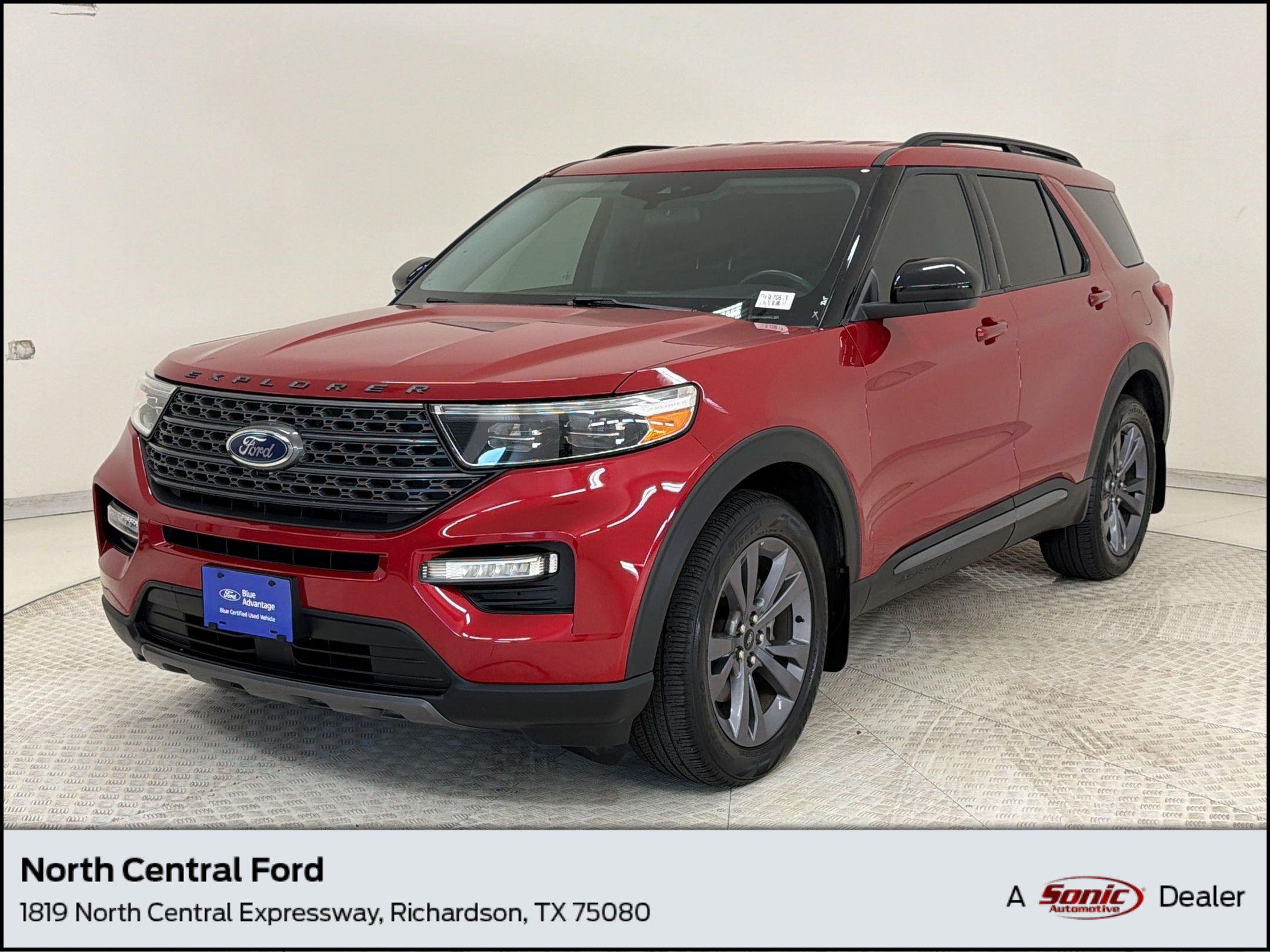 Certified 2022 Ford Explorer XLT w/ Equipment Group 202A