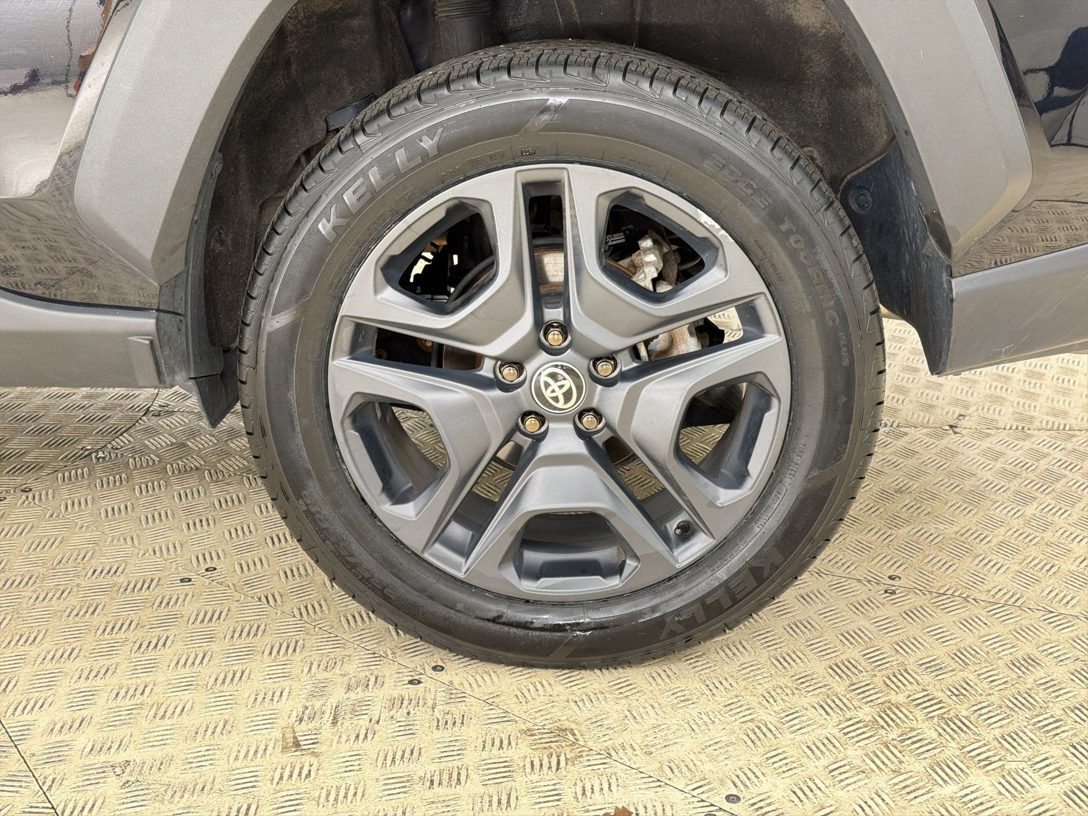 Used 2024 Toyota RAV4 Adventure AWD/4WD image 12