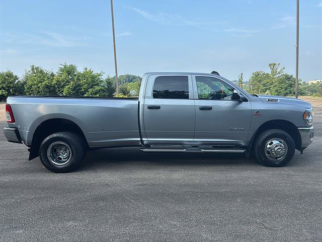 Used 2022 RAM 3500 Tradesman AWD/4WD image 5