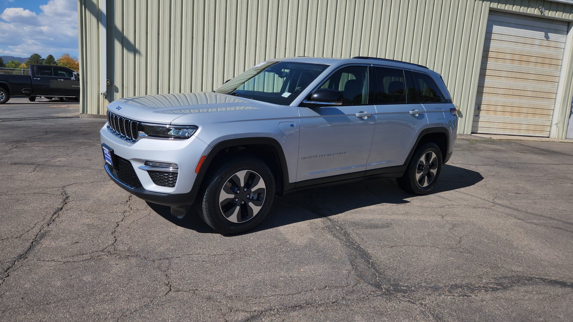 Used 2024 Jeep Grand Cherokee Limited 4xe AWD/4WD image 5