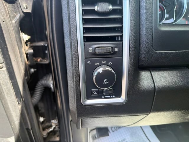Used 2023 RAM 1500 Warlock AWD/4WD image 25
