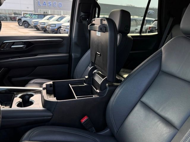 Used 2025 Chevrolet Tahoe LT image 34