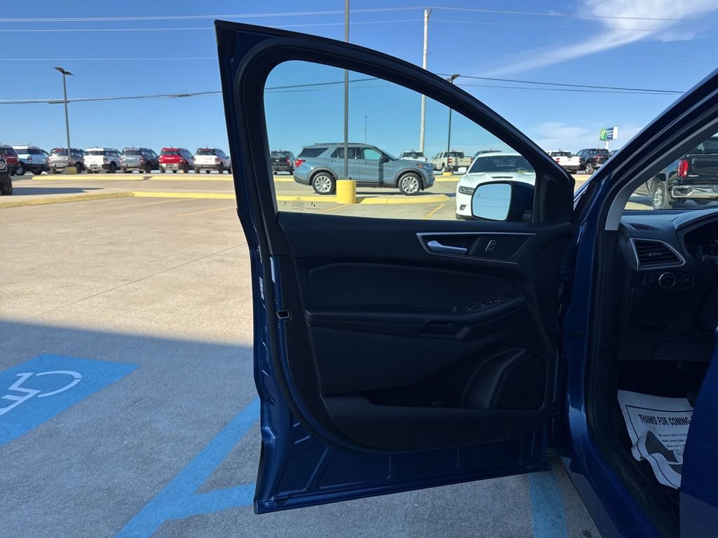 Certified 2024 Ford Edge SEL image 7