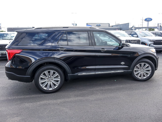 Certified 2021 Ford Explorer King Ranch w/ Premium Technology Package AWD/4WD image 9