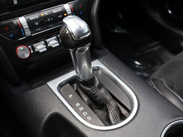 Certified 2021 Ford Mustang GT Premium w/ Carbon Sport Interior Package RWD image 18