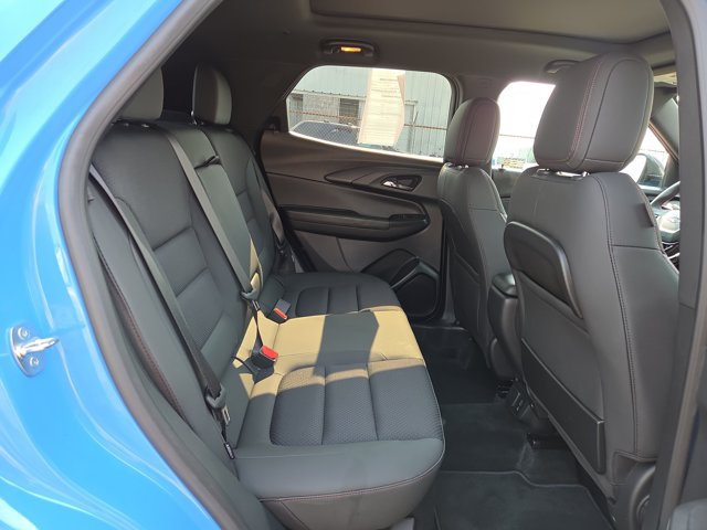 Used 2023 Chevrolet TrailBlazer RS w/ Sun and Liftgate Package AWD/4WD image 14