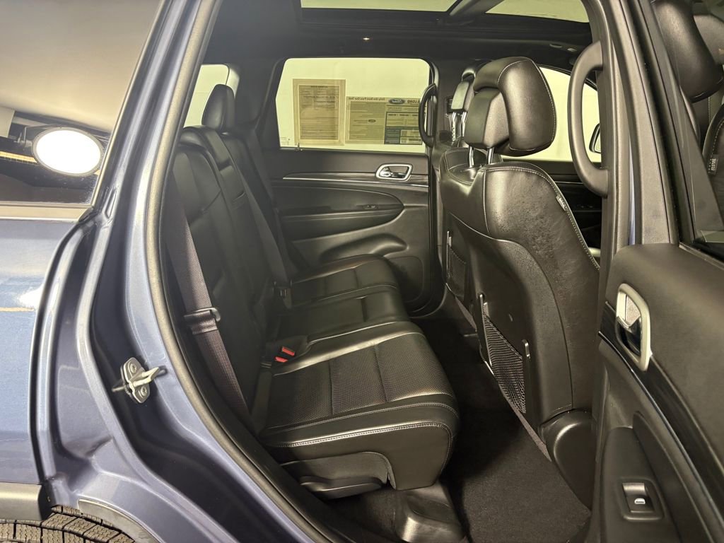 Used 2019 Jeep Grand Cherokee Limited w/ Luxury Group II image 33