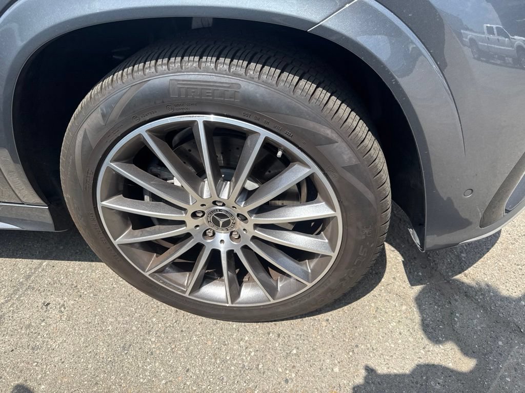 Used 2025 Mercedes-Benz GLE 350 4MATIC image 3