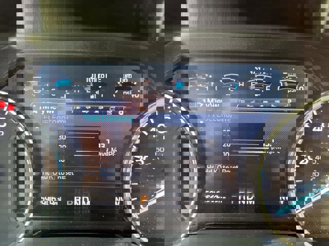 Certified 2022 Ford F350 Lariat w/ Lariat Ultimate Package image 15