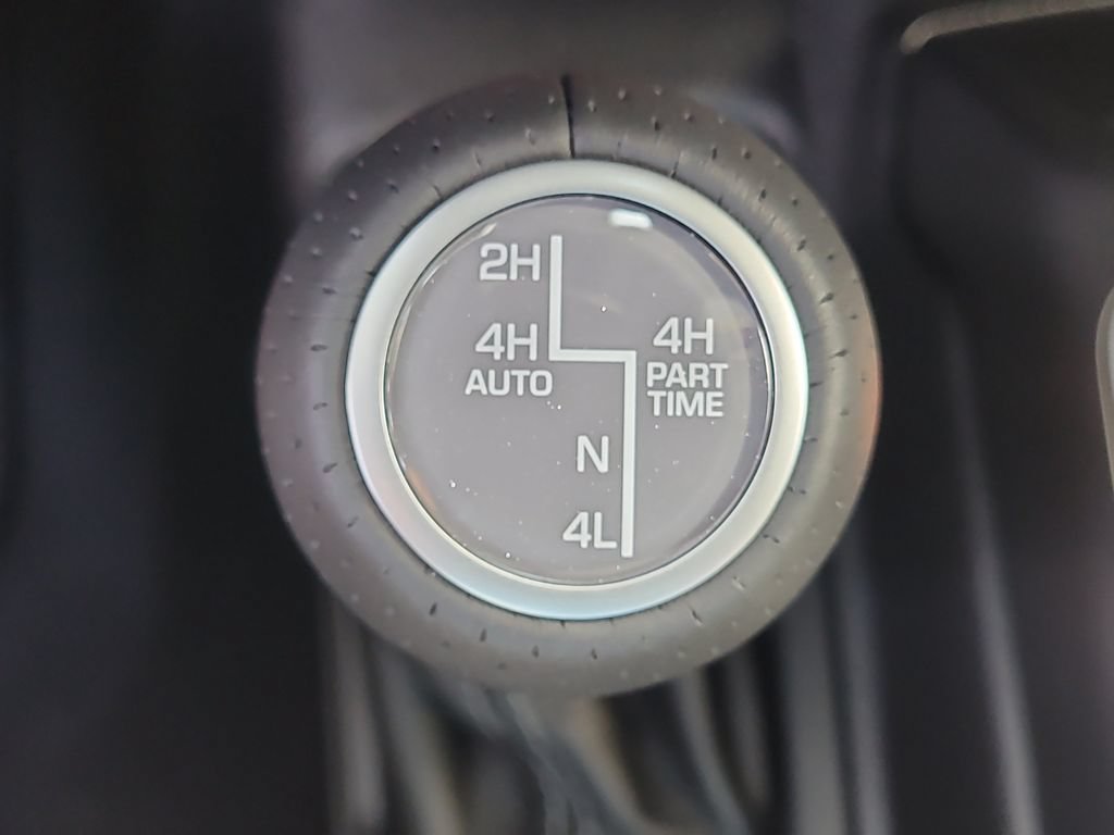 Used 2025 Jeep Gladiator Mojave AWD/4WD image 26