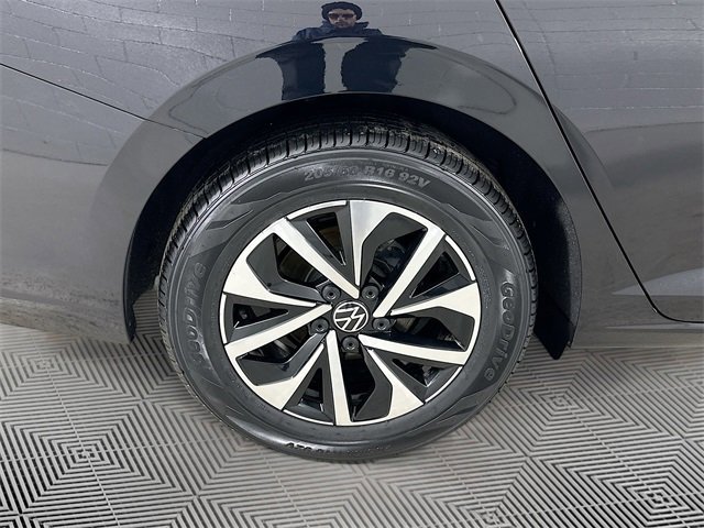 Used 2023 Volkswagen Jetta S image 31