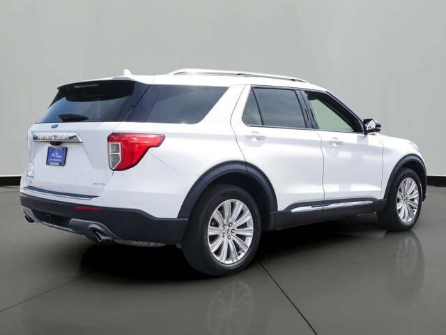 Certified 2022 Ford Explorer Limited w/ Limited Technology Package AWD/4WD image 3