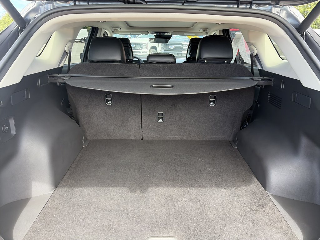 Used 2025 Kia Sportage EX w/ Premium Package FWD image 30