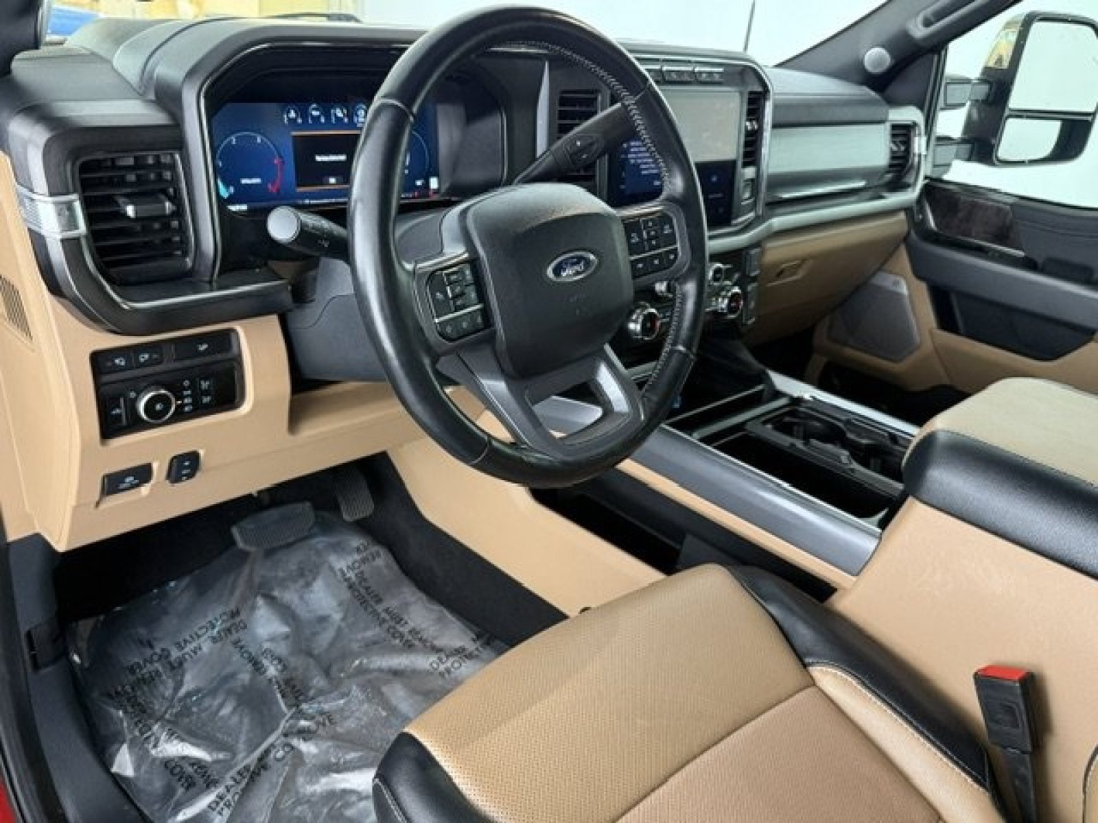Certified 2024 Ford F250 Lariat w/ Lariat Ultimate Package AWD/4WD image 9