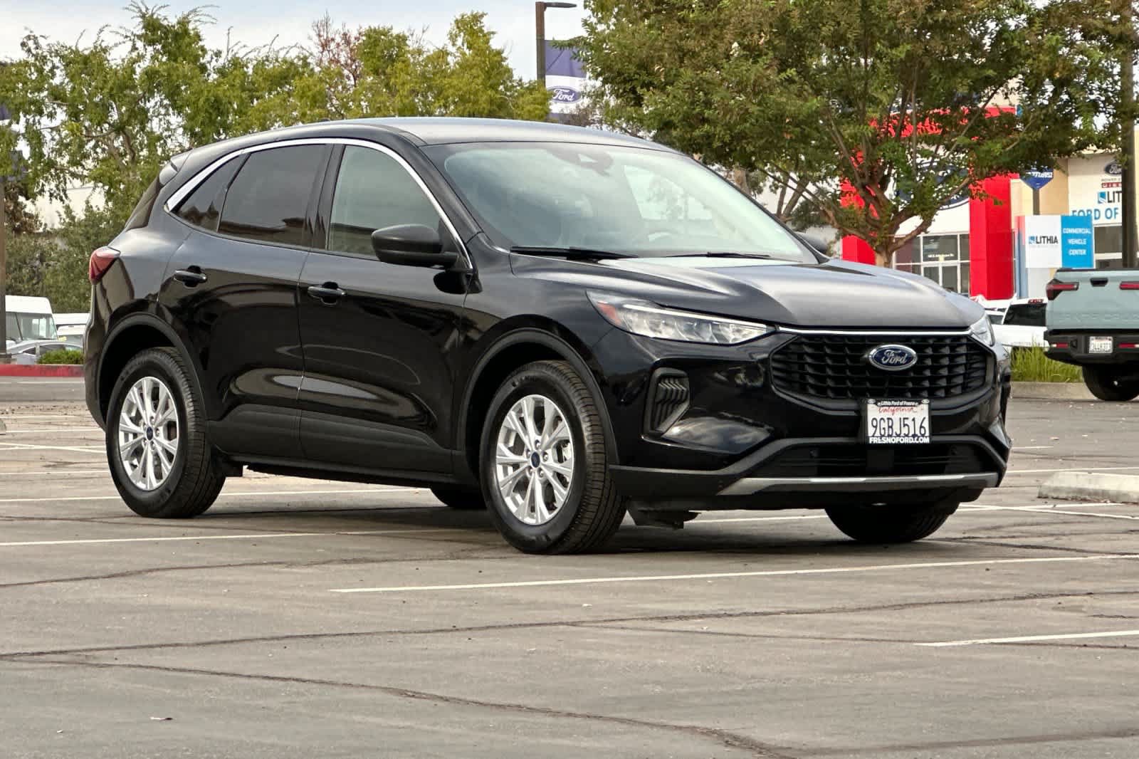 Certified 2023 Ford Escape Active w/ Cold Weather Package FWD image 10