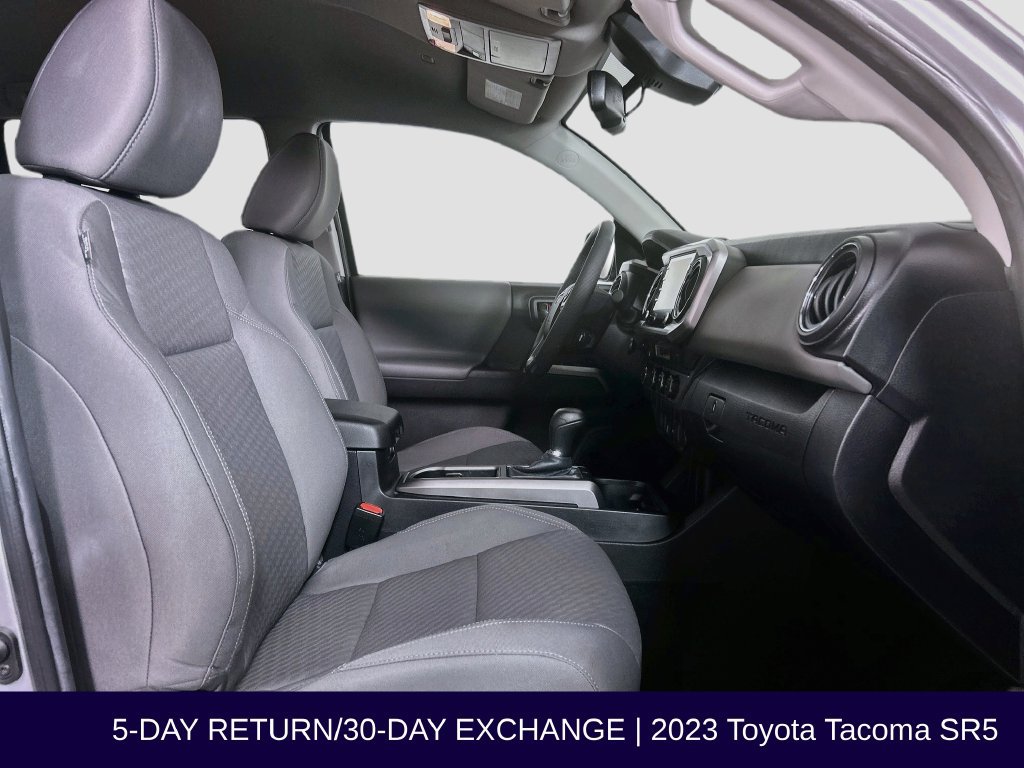 Used 2023 Toyota Tacoma SR5 AWD/4WD image 30