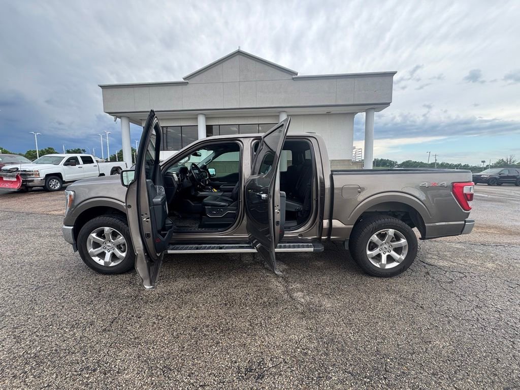 Certified 2022 Ford F150 Lariat w/ Equipment Group 502A High AWD/4WD image 4