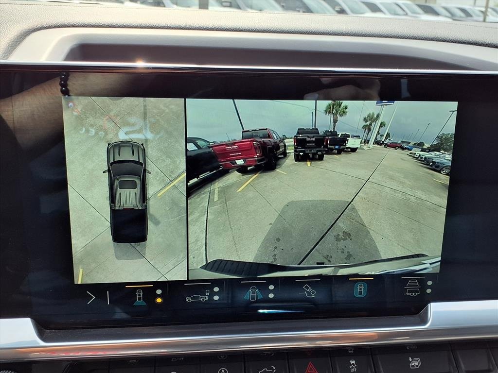 Used 2023 Chevrolet Silverado 1500 LTZ w/ LTZ Premium Package image 11