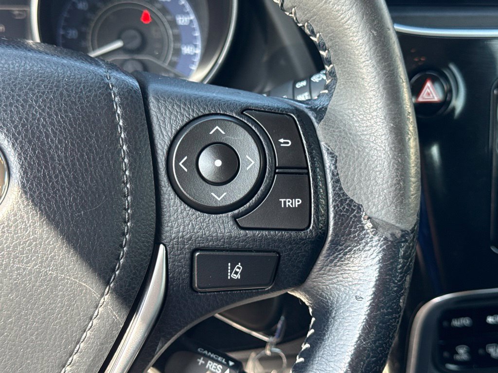 Used 2017 Toyota Corolla iM w/ All-Weather Mat Package FWD image 28