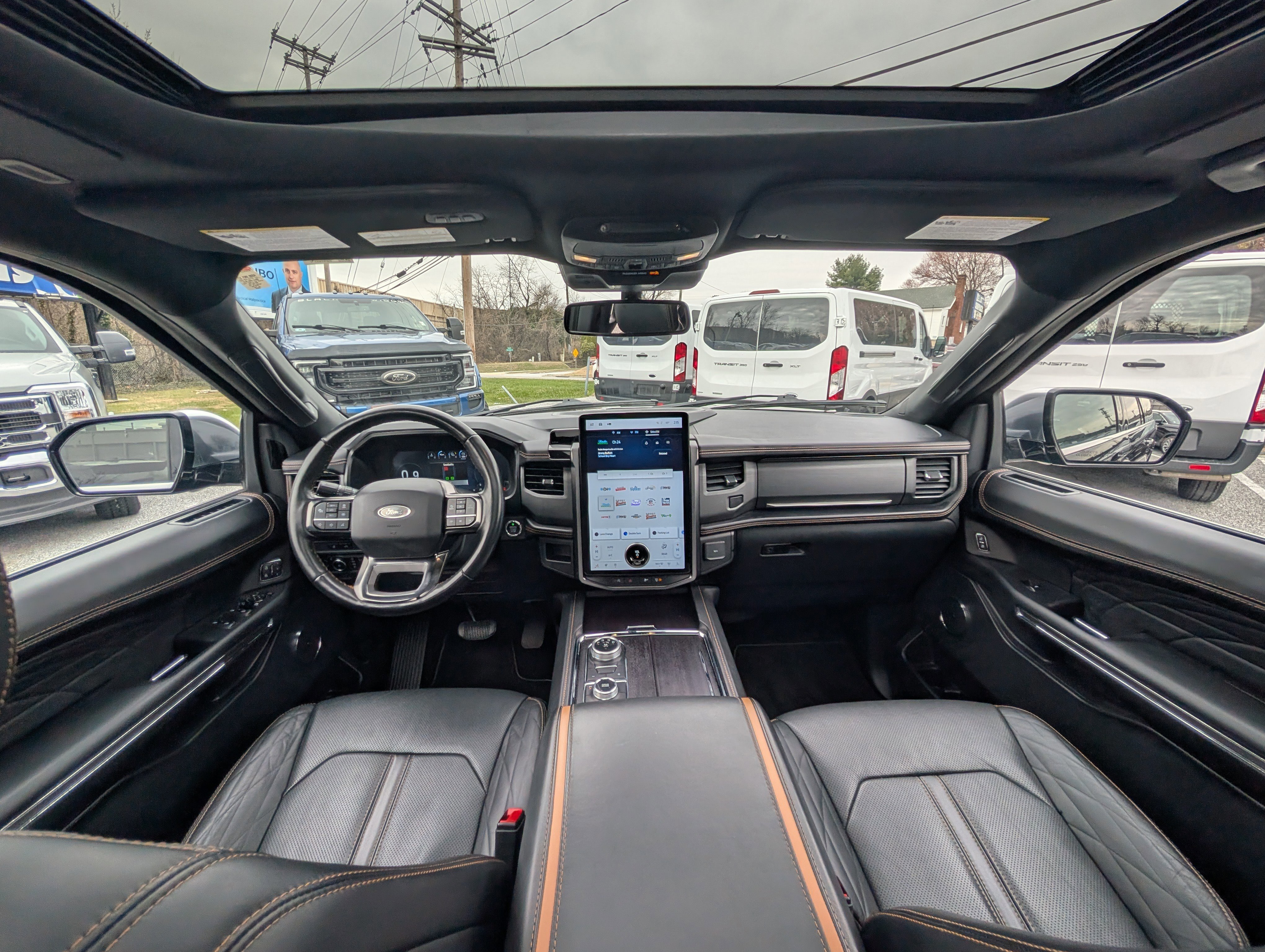 Certified 2023 Ford Expedition Max Platinum image 21