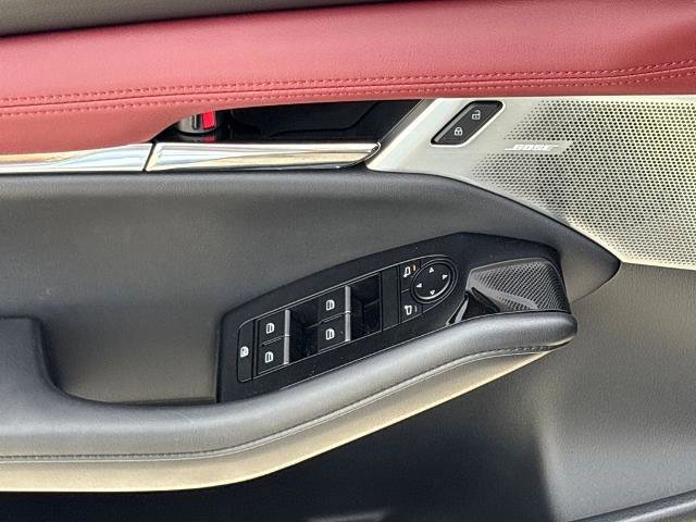 Used 2024 MAZDA MAZDA3 Hatchback w/Premium Plus Pkg image 17