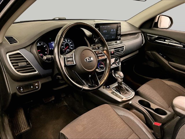 Used 2021 Kia Seltos S AWD/4WD image 12