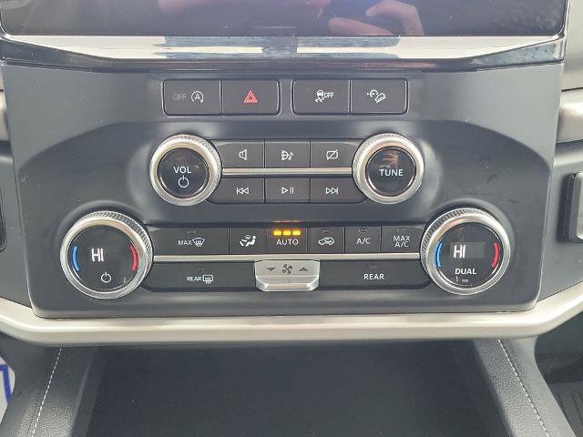 Certified 2023 Ford Expedition XLT image 30