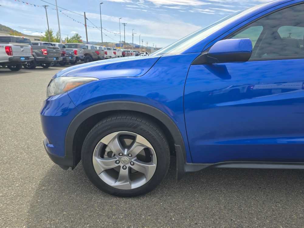 Used 2018 Honda HR-V LX image 18