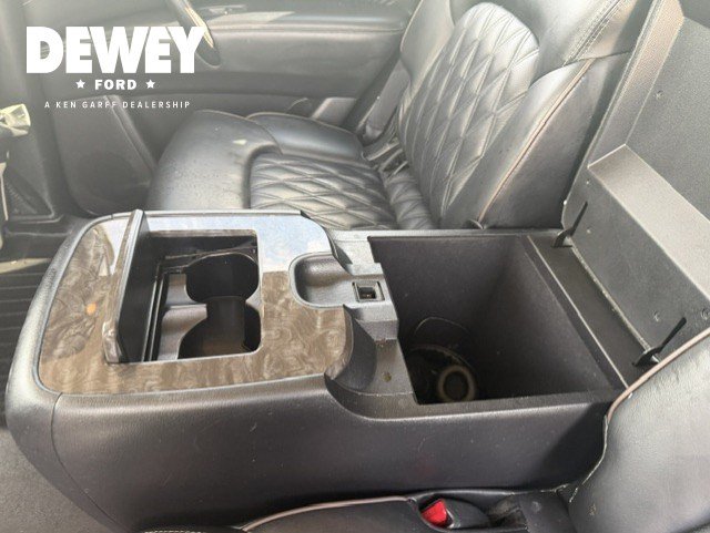 Used 2022 Nissan Armada Platinum w/ Captain's Chairs Package AWD/4WD image 27