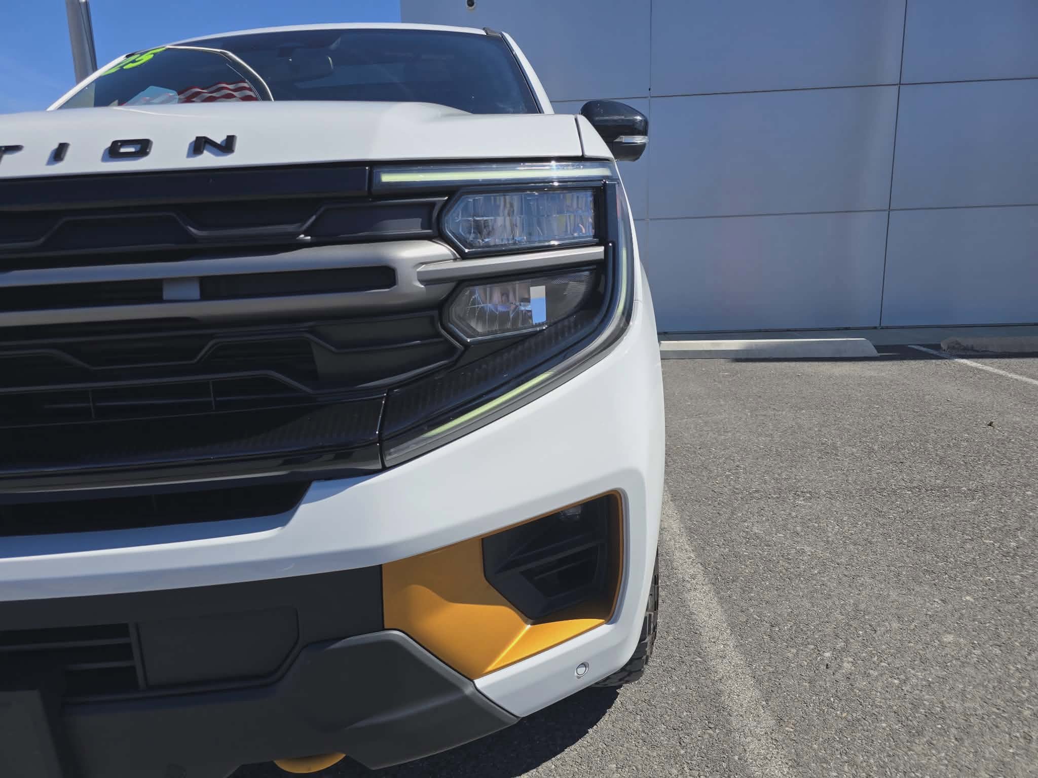 Certified 2025 Ford Expedition Tremor AWD/4WD image 10