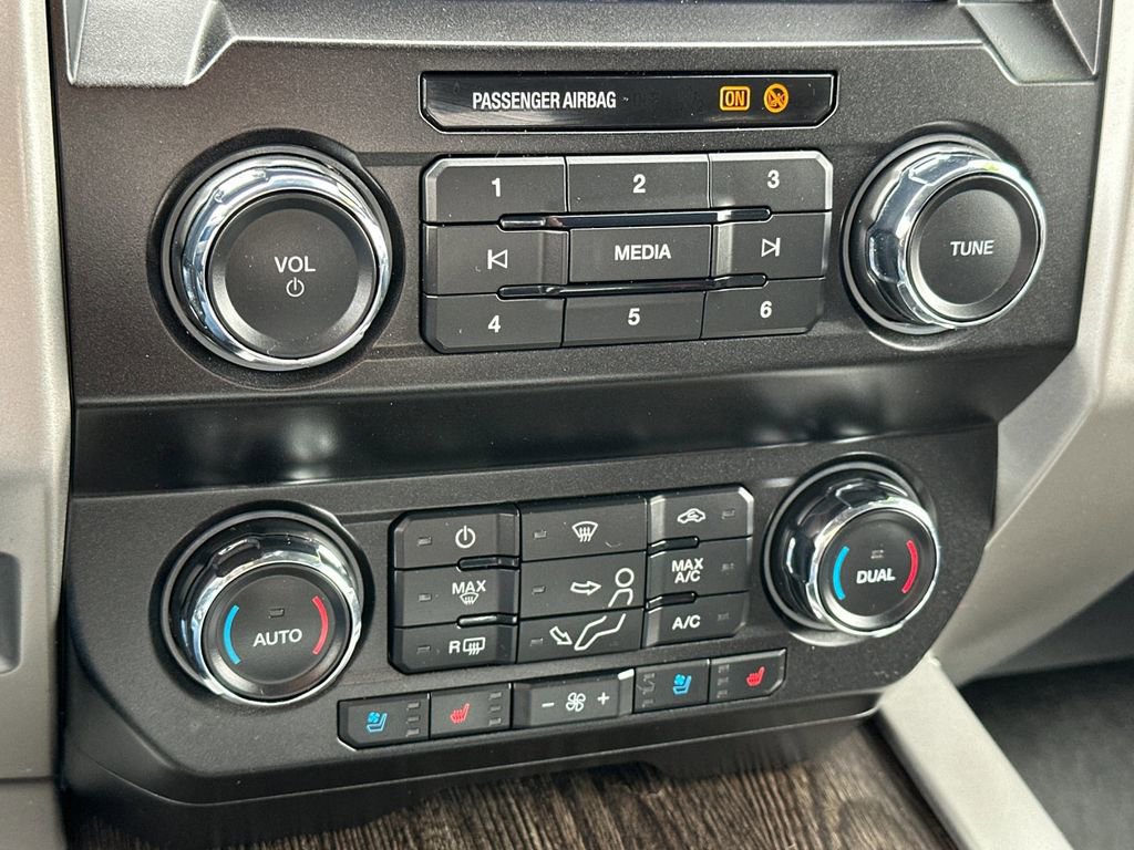 Certified 2020 Ford F250 Lariat AWD/4WD image 19