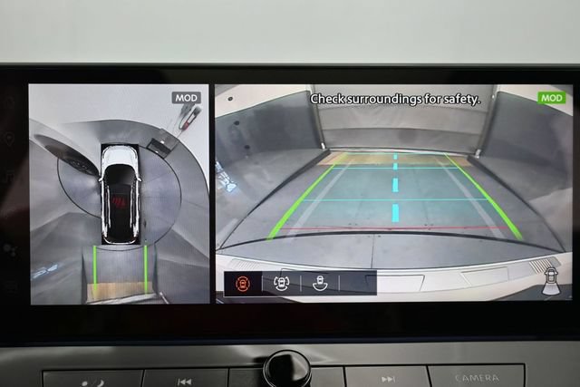 Used 2025 Nissan Rogue Platinum w/ Platinum Premium Package FWD image 21