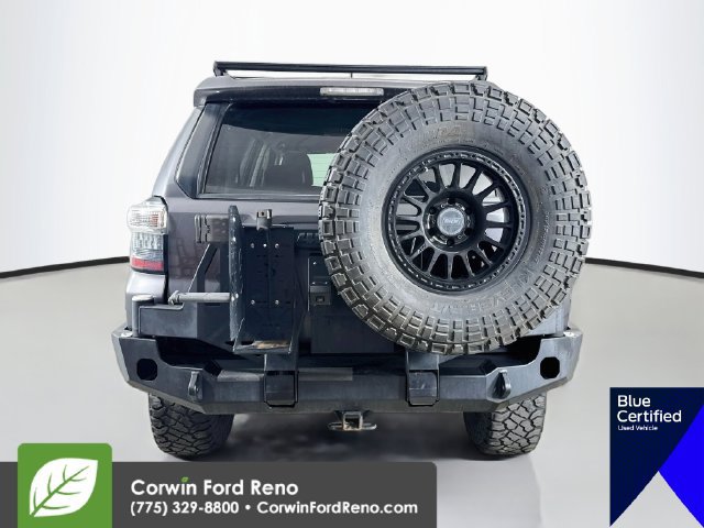 Used 2021 Toyota 4Runner TRD Off-Road Premium AWD/4WD image 9