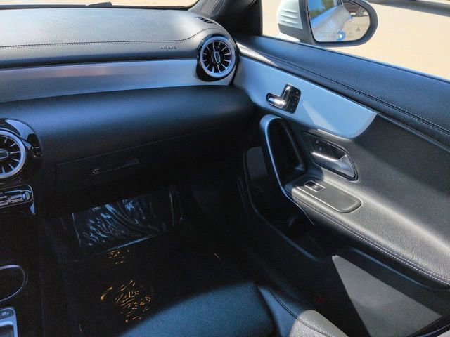 Used 2025 Mercedes-Benz CLA 250 4MATIC image 19