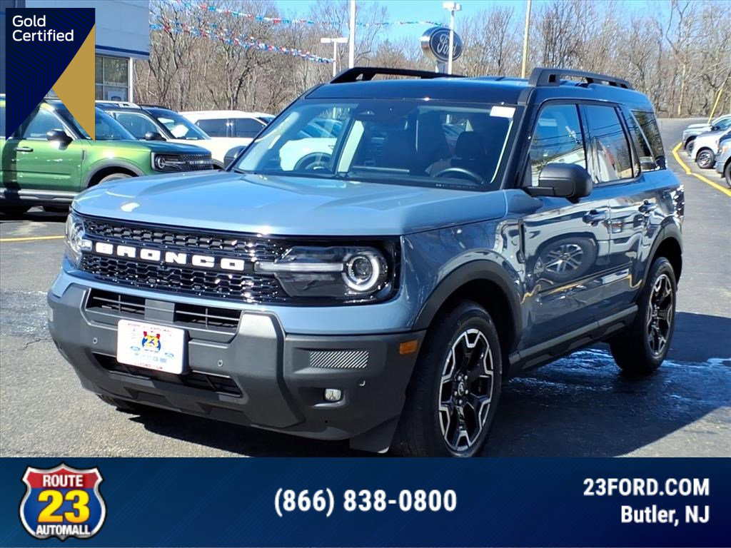 Certified 2025 Ford Bronco Sport Outer Banks w/ Outer Banks Tech Package+ AWD/4WD image 1